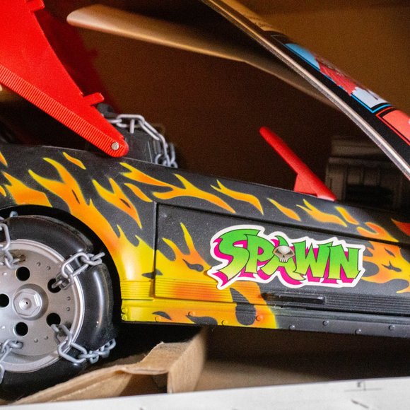 Todd McFarlane's Spawn Mobile - Picture 3 of 10